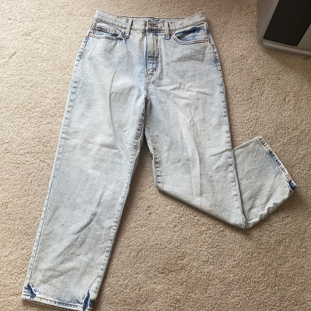 Light Wash Straight Leg Jeans